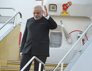 Narendra Modi Monark Politics