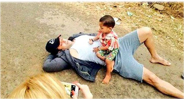 Pic Talk:Who is this mysterious girl Salman? Pic Talk:Who is this mysterious girl Salman?