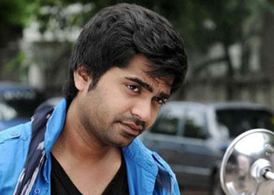 Simbu match steps with Actresses of 4 Generations