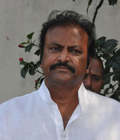 Mohan Babu says Telangana and Andhra Pradesh both states are Equal to me