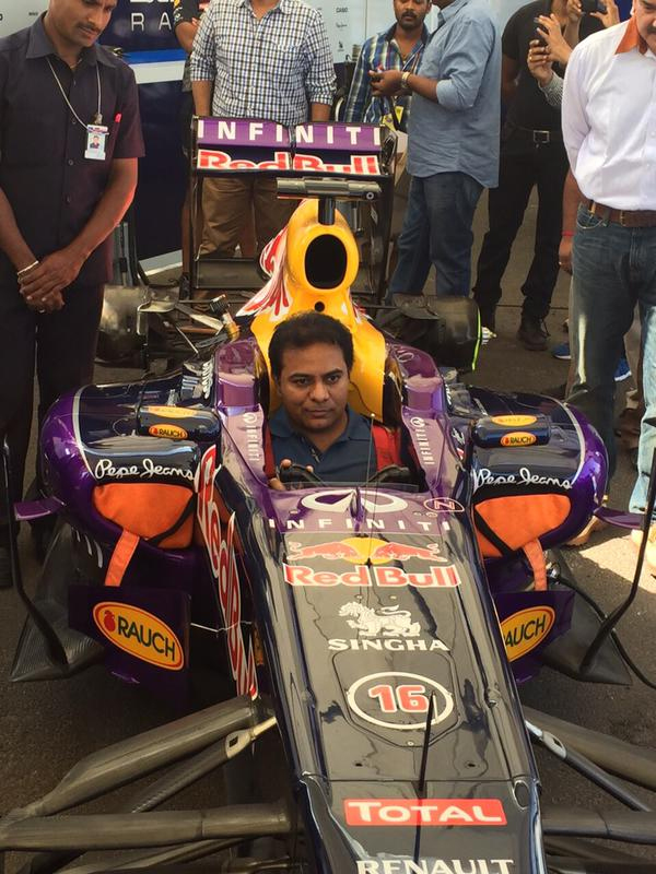Caught on cam: KTR turns F1 Racer!