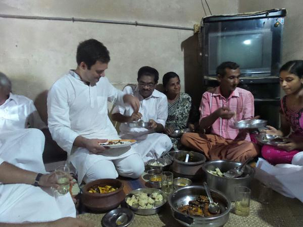 Pic of the Day: Rahul having Lunch at Fishermans House!