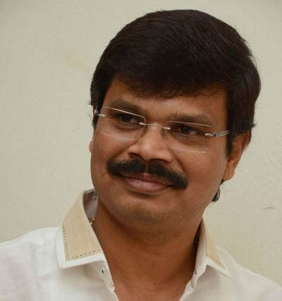 బోయపాటి ఇరుక్కుపోడు కదా..