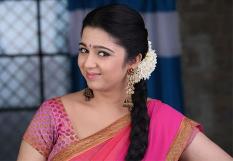 Charmi clarifies no Relation with Puri jagannath