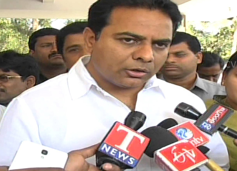 చంద్రబాబును ఢిల్లీలోనూ రఫ్పాడించేశారు