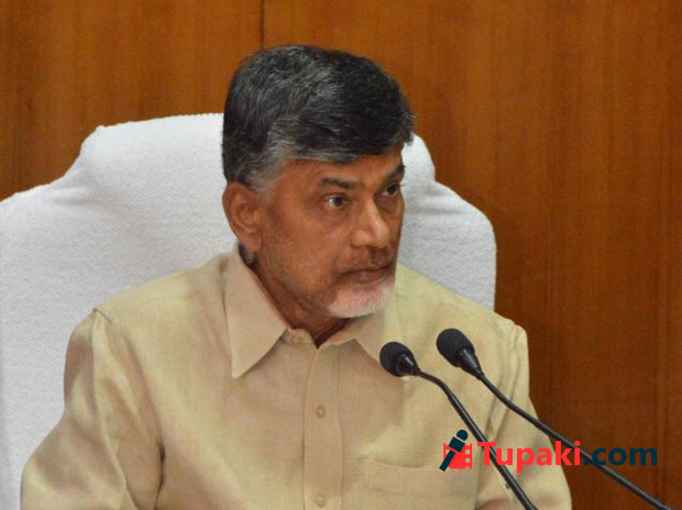 కేసీఆర్‌ ను చూడండి బాబుగారు...