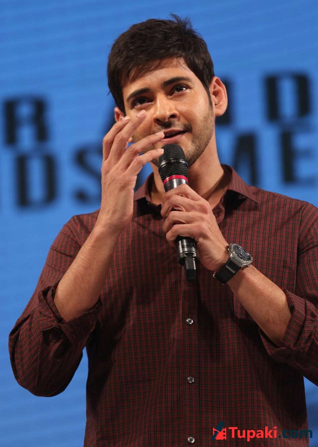 ఫొటోస్:మహేష్ బాబు @ అఖిల్ ఆడియో లాంచ్