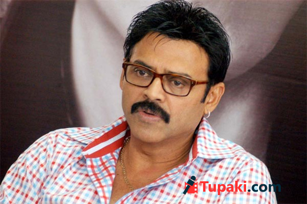 ఆయనకు తప్ప, అందరి చేతిలో ఉన్నాయ్