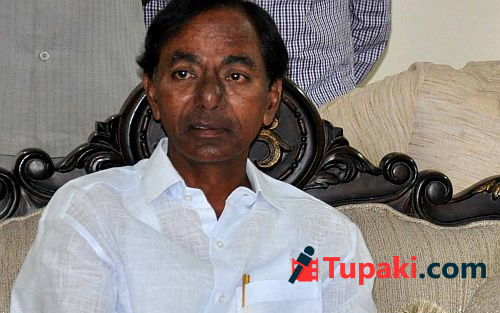 కేసీఆర్ చేయకూడని తప్పు చేస్తున్నారా? కేసీఆర్ చేయకూడని తప్పు చేస్తున్నారా?