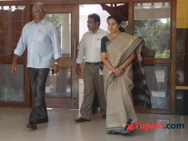 Nara Bhuvaneswari tours Komaravolu village