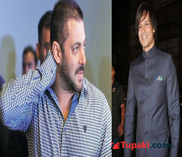 Real Buzz: Ex-Lovers of Top Heroine in a Vanity Van!