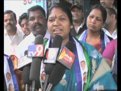 మాట తూలారు.. కేసులో బుక్కయ్యారు