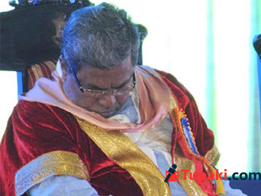 Caught on cam: CM sleeps when PM Modi speaks!