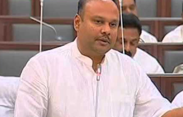 Bobbili Legislator moving close to TDP