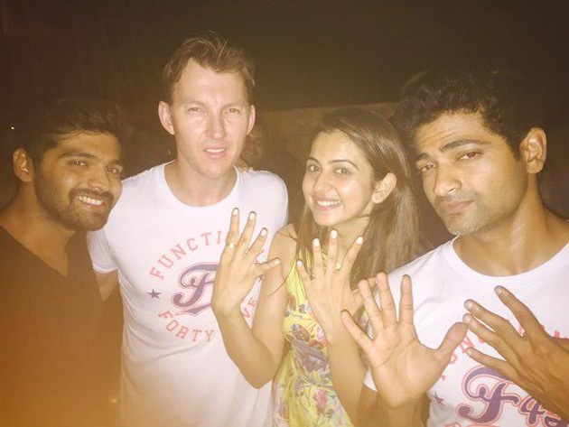 Rakul enjoying Aussie Cricketers Company
