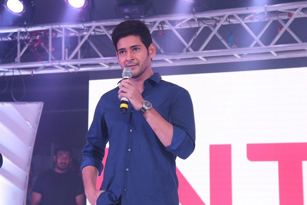 Mahesh Cut Short Vacation Plan