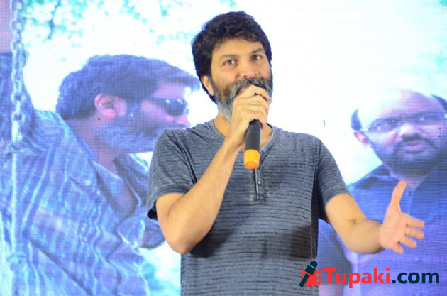 Trivikram ends Controversy, Thanks PK!
