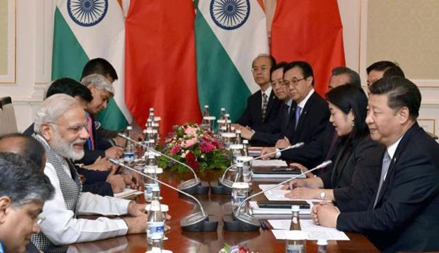 చైనా జర్నలిస్టులను బహిష్కరించిన మోడీ