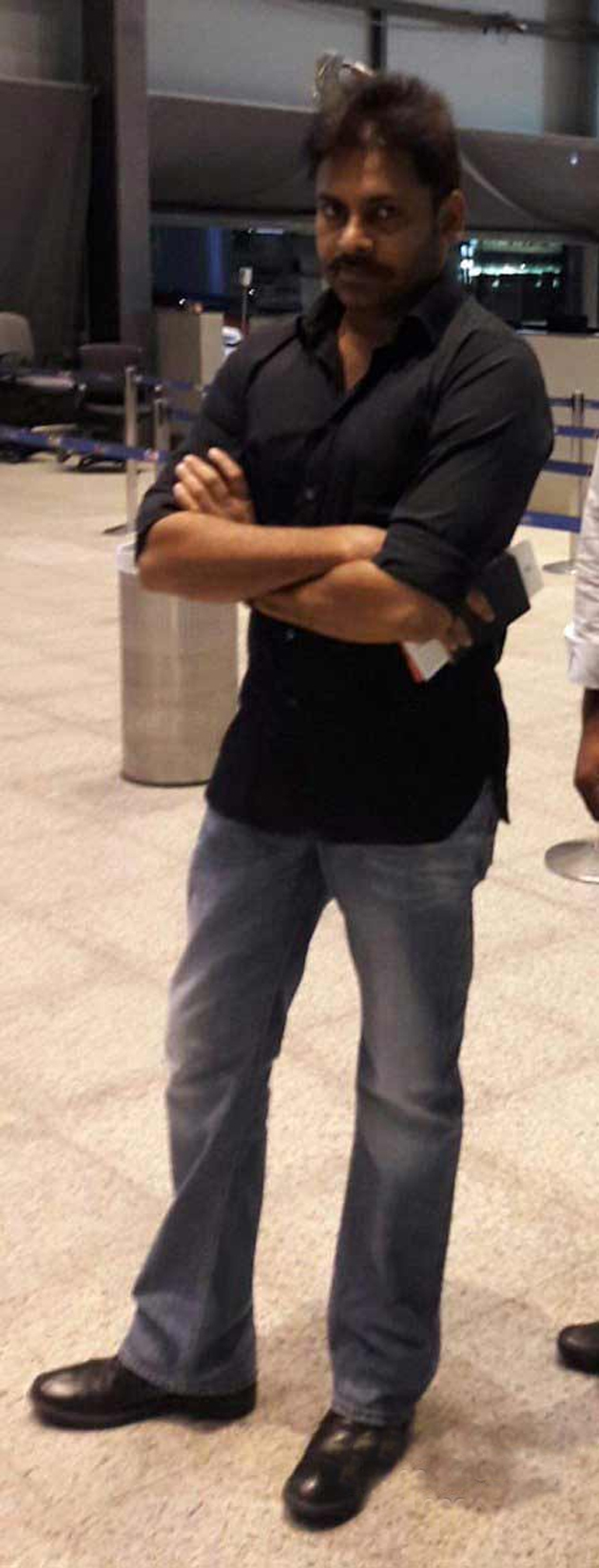 ఫొటోస్: పవన్ కళ్యాణ్ @ UKTA  సెలెబ్రేషన్స్