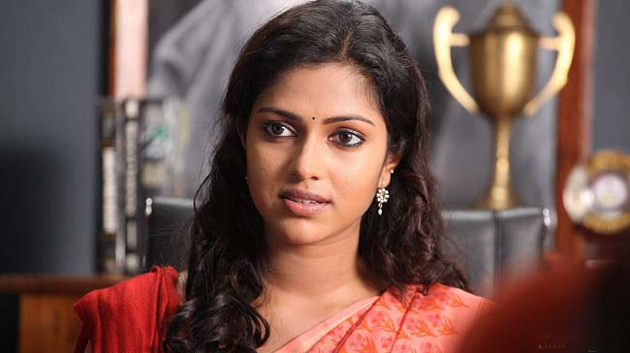 అమలాపాల్ కి చాన్స్ ఇస్తే...