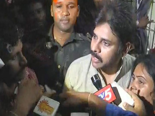 I have no clashes with any of the Heroes: Pawan