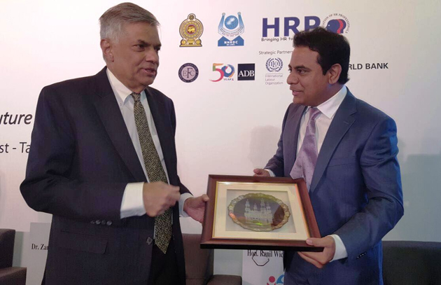 చంద్రబాబుకు సాధ్యం కానిది కేటీఆర్ చేశారే