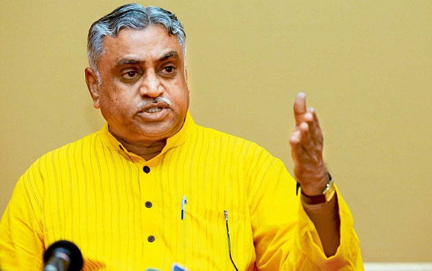 గాంధీ జీ హత్య.. ఆర్ ఎస్ ఎస్.. రాహుల్