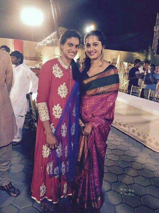 Spotted: Silver lady met Golden Anushka