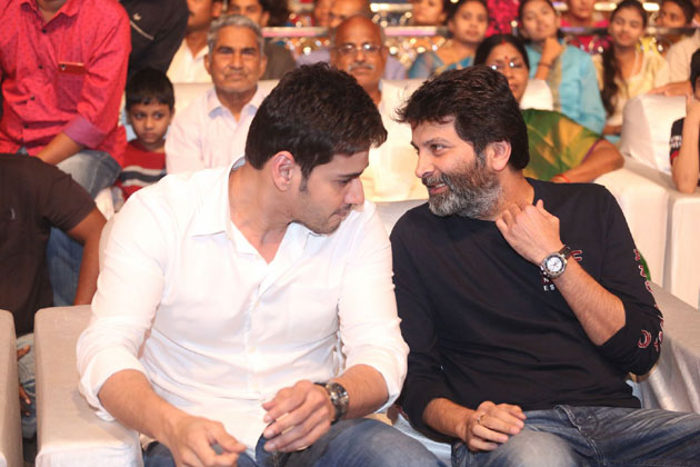 త్రివిక్రమ్ తో మహేష్.. అక్టోబర్లో షూటింగ్