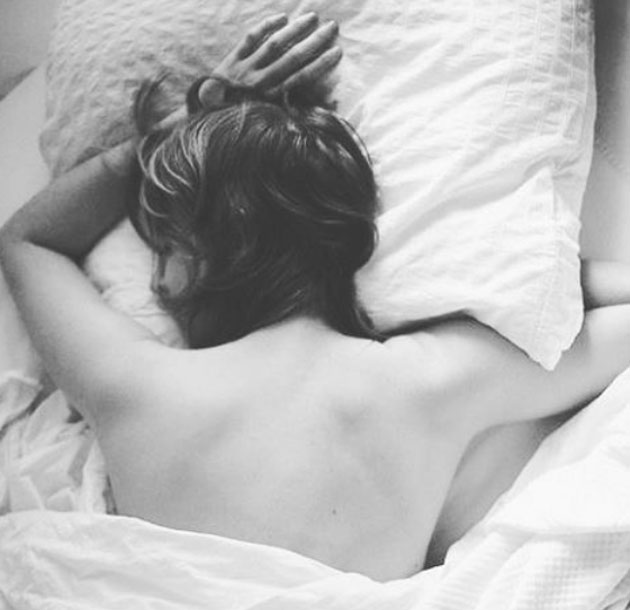 Photo Story: Ileana shares backless mood pose