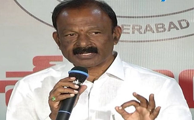 టీడీపీలో హీరో,విలన్ రెండు బాబేనట టీడీపీలో హీరో,విలన్ రెండు బాబేనట