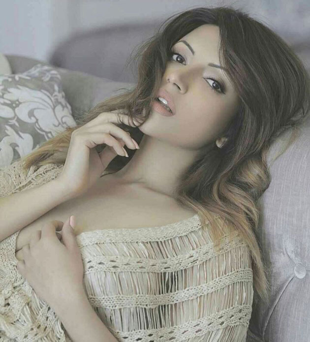 ఫొటోస్: శర్మ సికిందర్ ఫోటో షూట్