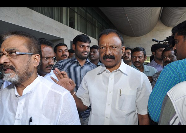 చంద్రబాబు బ్లాక్ మనీ మార్చాకే ప్రధాని ప్రకటన చంద్రబాబు బ్లాక్ మనీ మార్చాకే ప్రధాని ప్రకటన