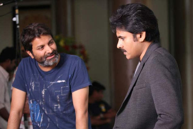 పవన్ - త్రివిక్రమ్ సినిమాలో కొత్త అత్త!