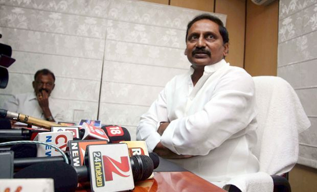 బాబుపై పోరాటం చేయ‌మంటున్న మాజీ సీఎం