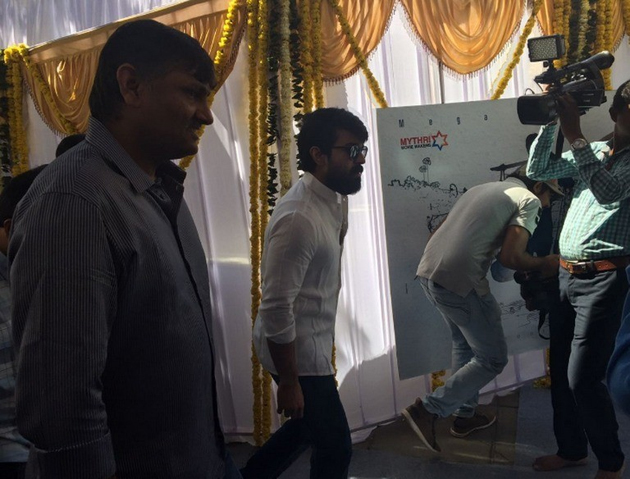 ఫొటోస్: రామ్ చరణ్ - సుకుమార్ మూవీ లాంచ్