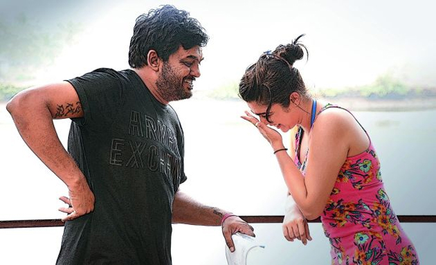 ఏదో ఒక రోల్ కావాలంటున్న ఛార్మి