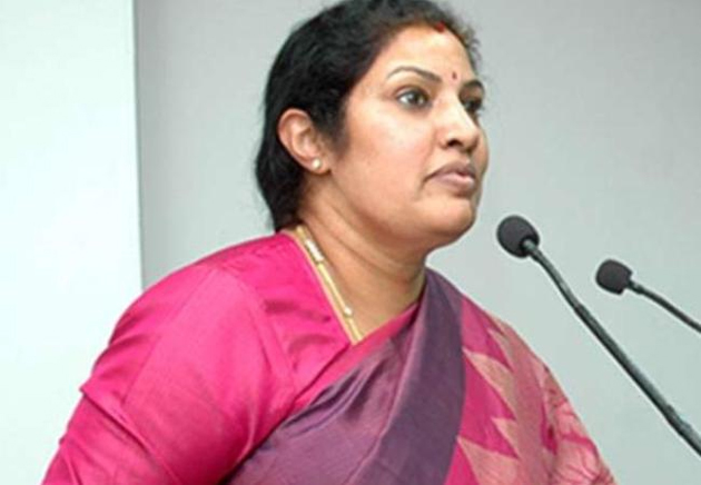 ఏపీ చిన్నమ్మ బీజేపీలోనే ఉంటుందట