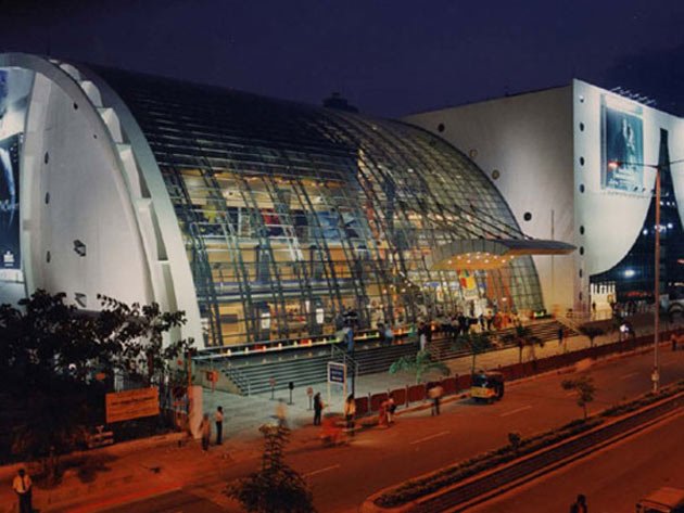 ప్రసాద్ మల్టీప్లెక్స్.. పది కోట్లు ఎగ్గొట్టిందా?