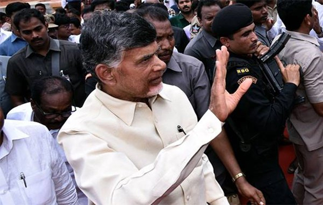 పార్టీ ఆఫీసుకు బాబు ఎందుకు వెళ్లడం లేదు?