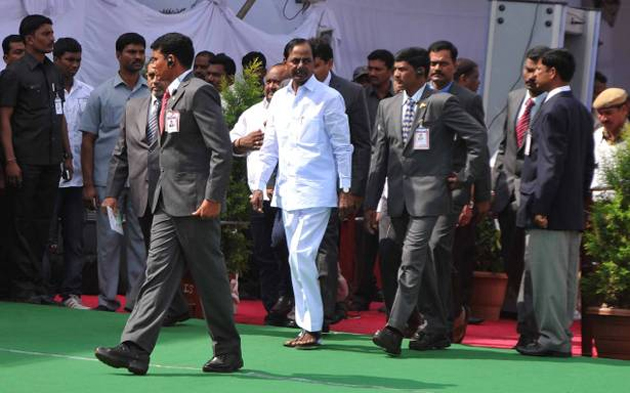 కేసీఆర్ సిటీకి వ‌చ్చేశారు.. మ‌రి కంటి ఆప‌రేష‌నో?