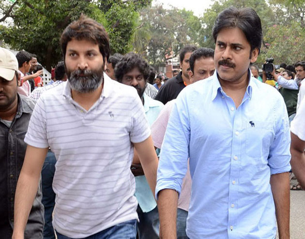 పవన్ సినిమాకి రైట్స్ అంత పలికాయా?