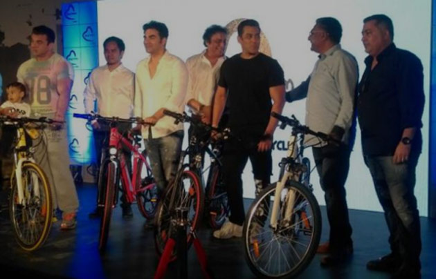 Star Hero launches his Bicycle Business