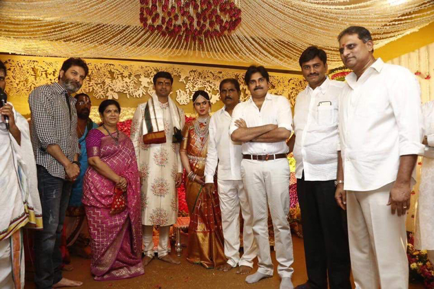 పవన్ @నరేంద్ర చౌదరి కూతురి ఎంగేజ్మెంట్