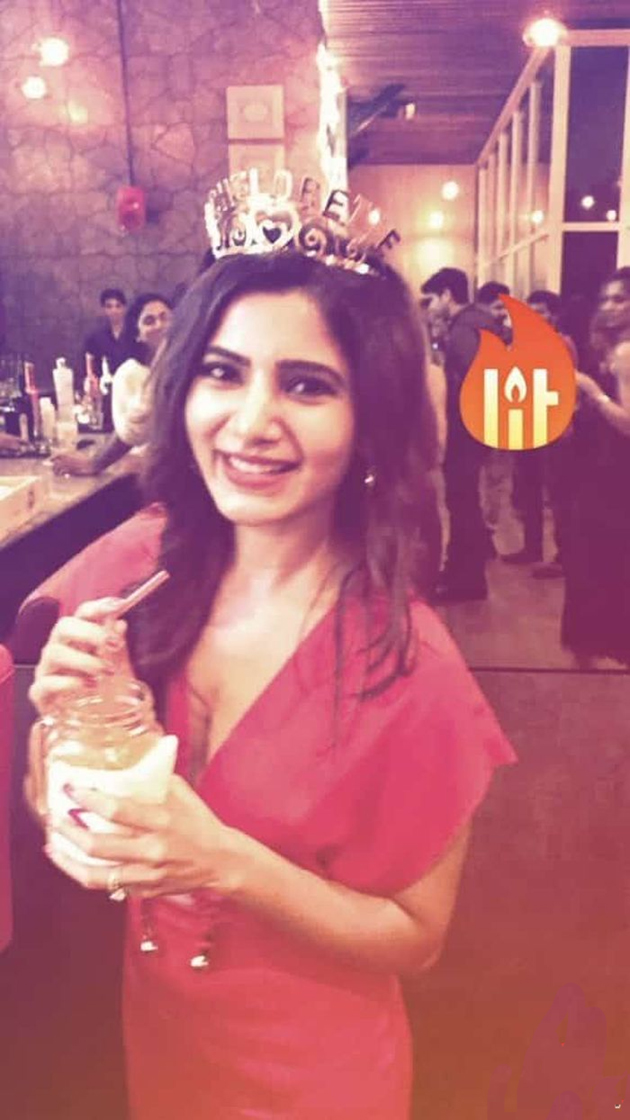 ఫొటోస్: సమంత బాచిలర్స్ పార్టీ