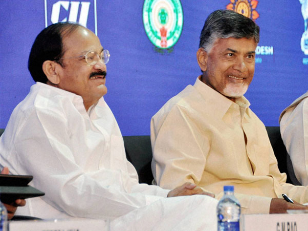 బాబును మర్చిలేక‌పోతున్న వెంకయ్య‌