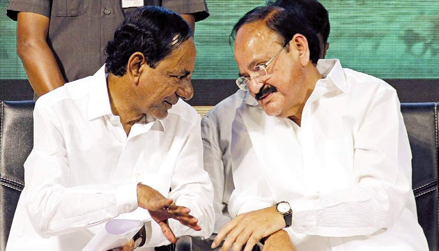 కేసీఆర్‌ లోని కొత్త కోణం వెంక‌య్య‌కు న‌చ్చేసింది