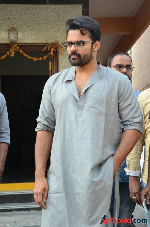 SDTs Offbeat Costume Trends Viral