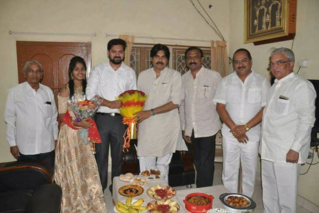 Why Pawan Kalyan went to TDP MLAs House?