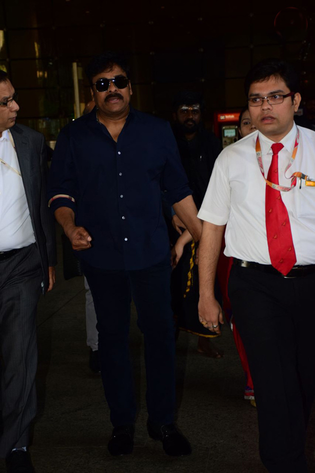 మెగాస్టార్ ముంబైకి ఎందుకు వెళ్లారంటే